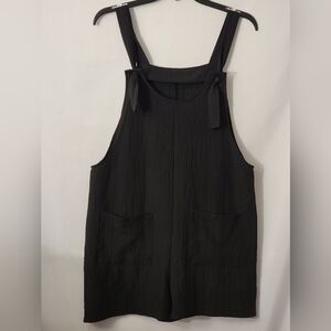 Emery Rose Black Sleeveless Romper Size L